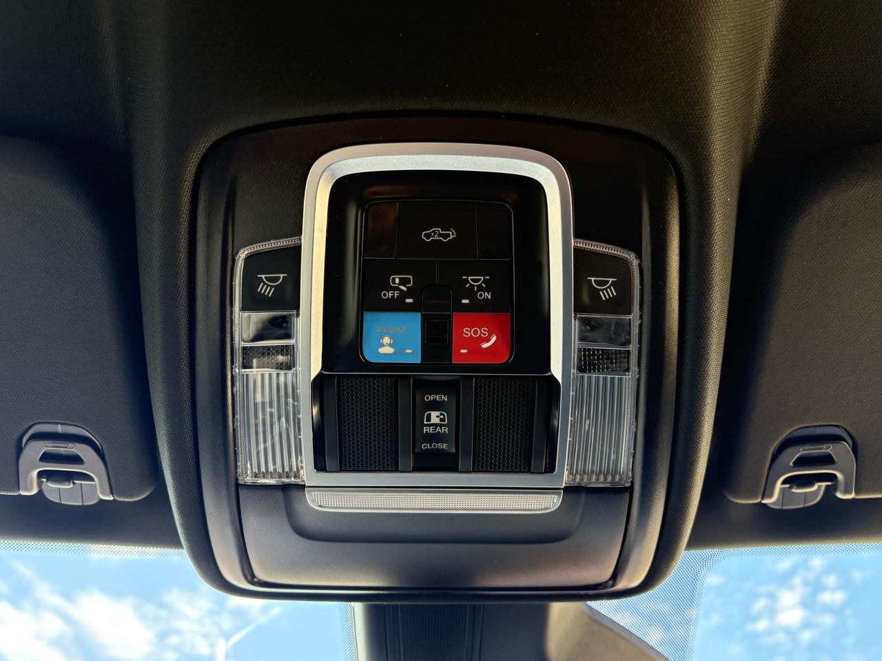 RAM 1500 Big Horn Crew Cab SWB 4WD 2026
