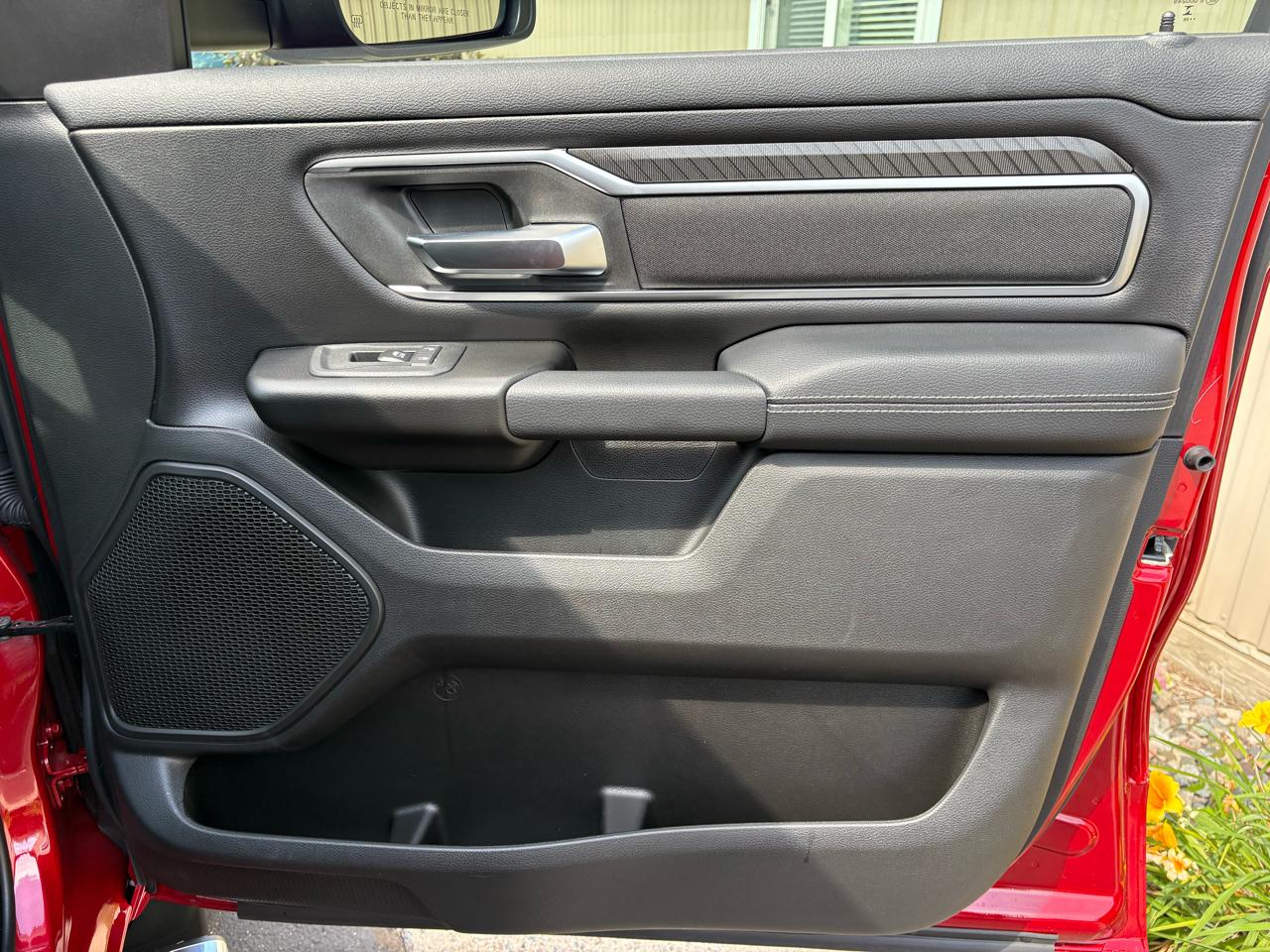 RAM 1500 Big Horn Crew Cab SWB 4WD 2026