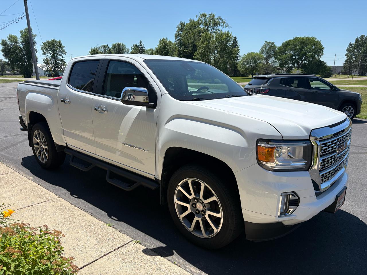 GMC Canyon Denali Crew Cab 4WD 2021