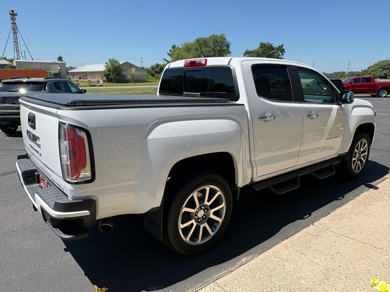 GMC Canyon Denali Crew Cab 4WD 2021