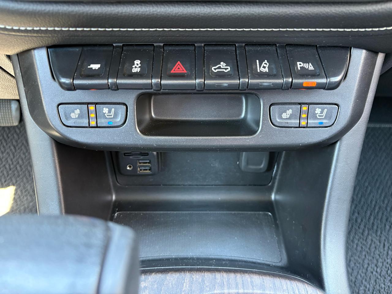 GMC Canyon Denali Crew Cab 4WD 2021