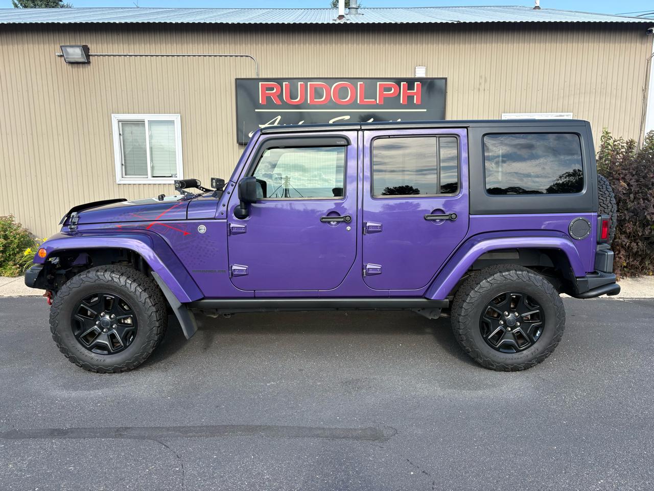 2016 Jeep Wrangler Unlimited Sahara 4WD
