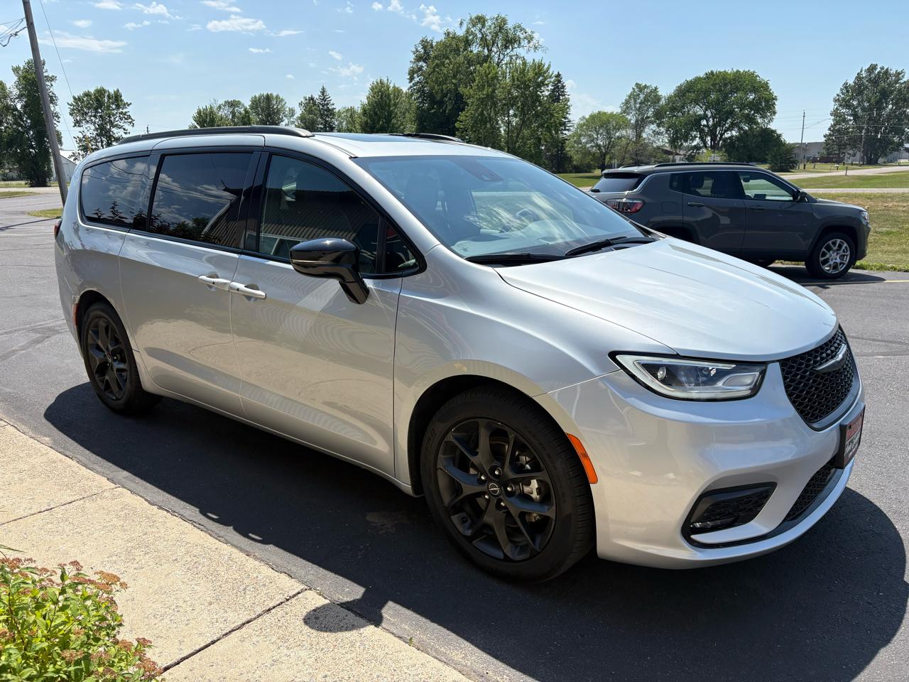 Chrysler Pacifica  2026