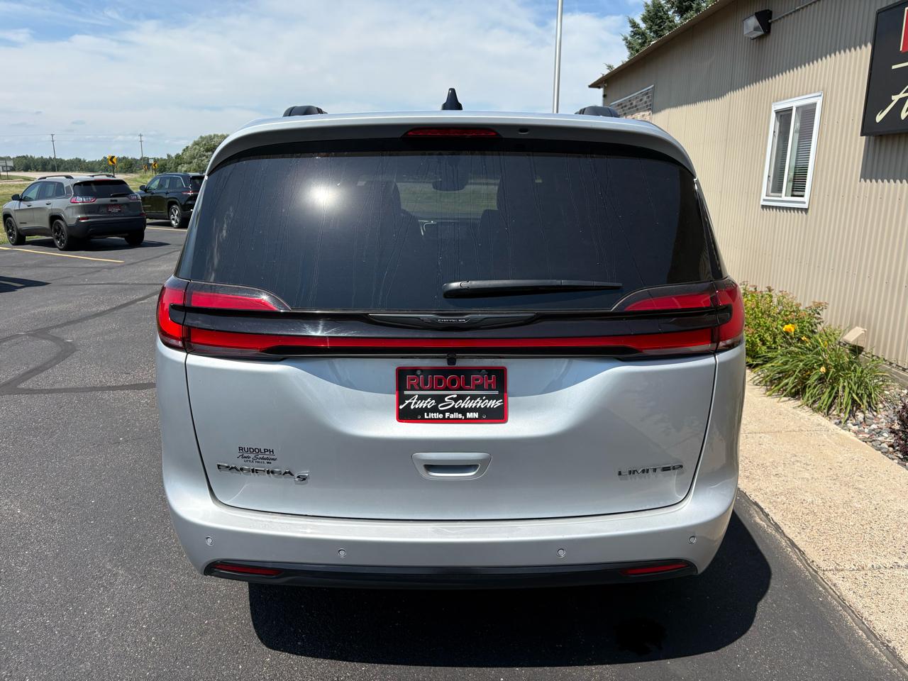 Chrysler Pacifica  2026