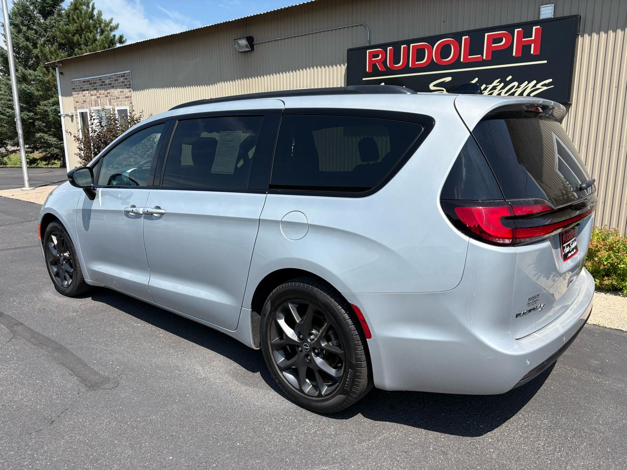 Chrysler Pacifica  2026