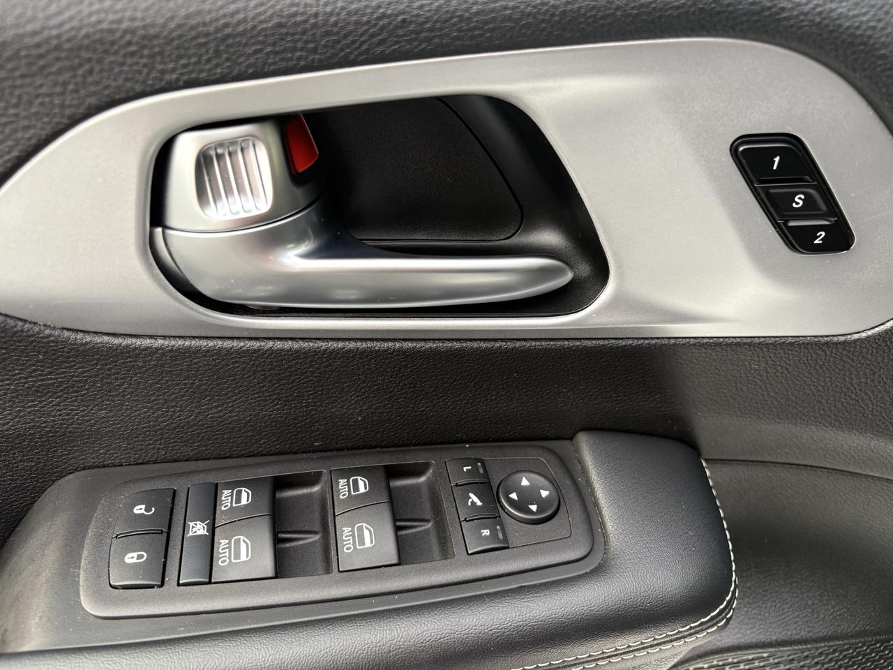 Chrysler Pacifica  2026