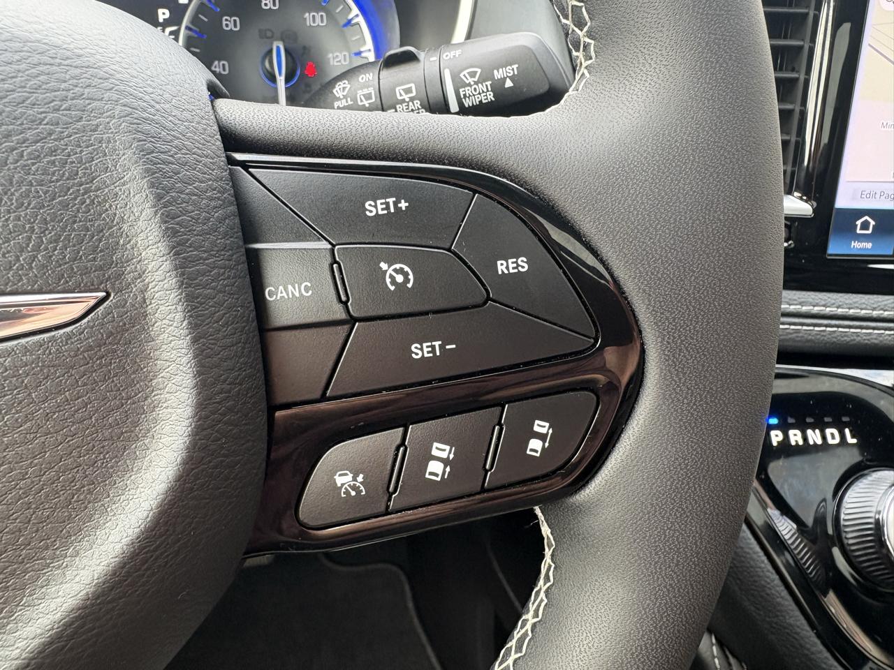 Chrysler Pacifica  2026