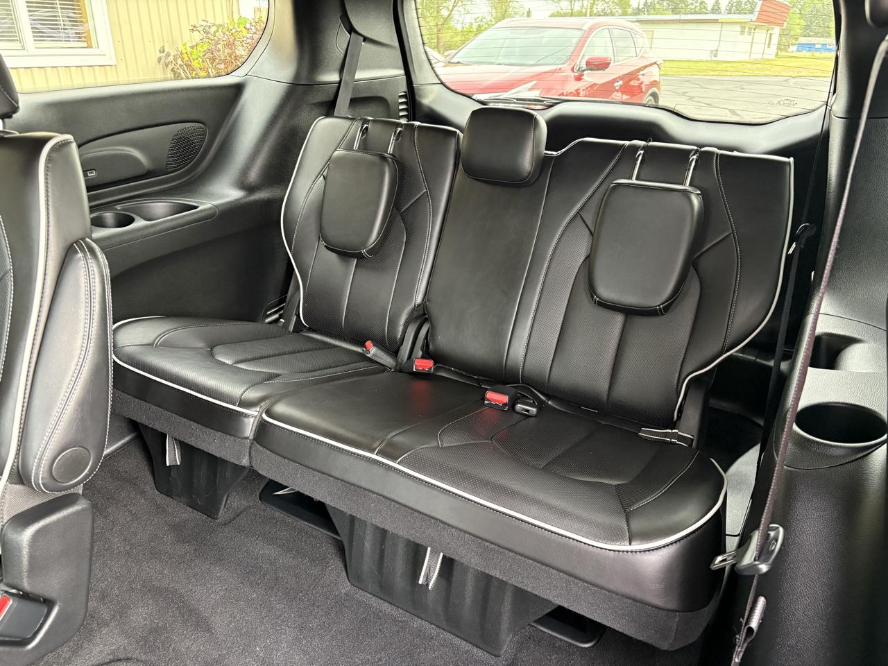 Chrysler Pacifica  2026