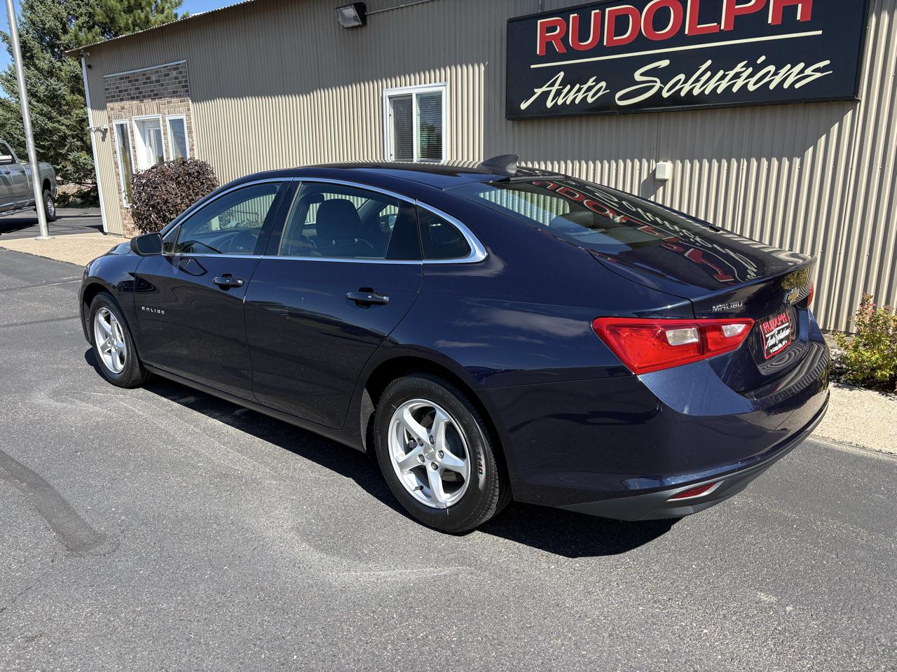 Chevrolet Malibu LS 2018
