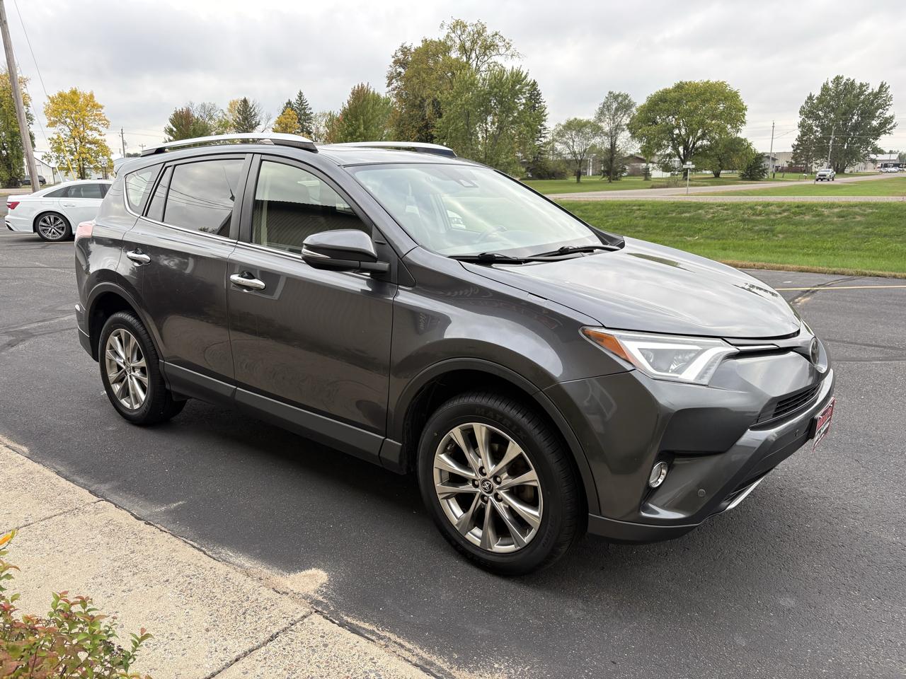 Toyota RAV4 Limited AWD 2016