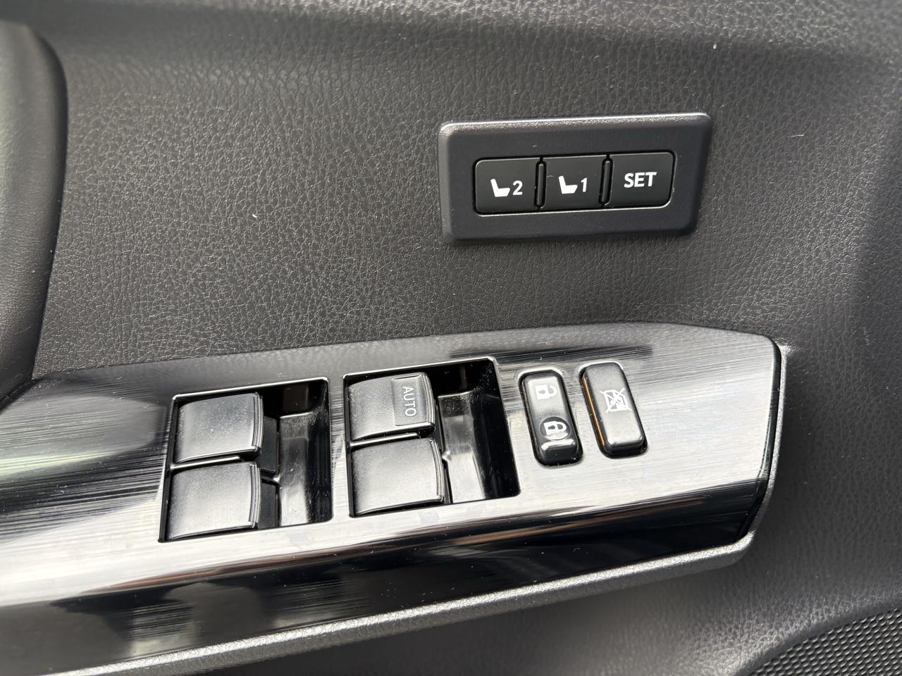 Toyota RAV4 Limited AWD 2016
