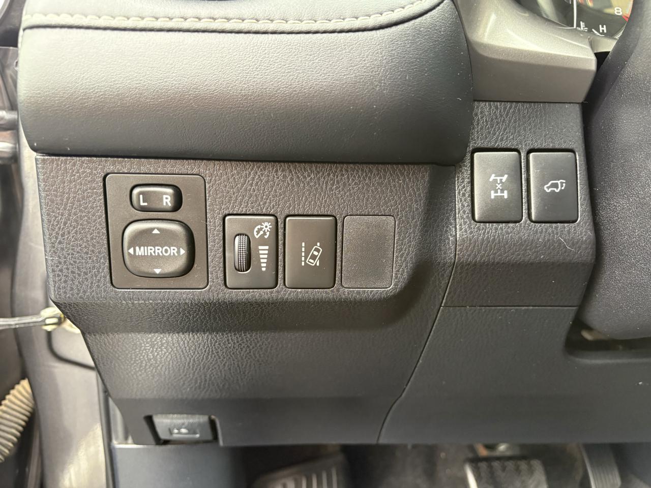 Toyota RAV4 Limited AWD 2016