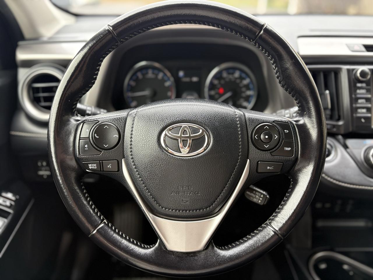 Toyota RAV4 Limited AWD 2016