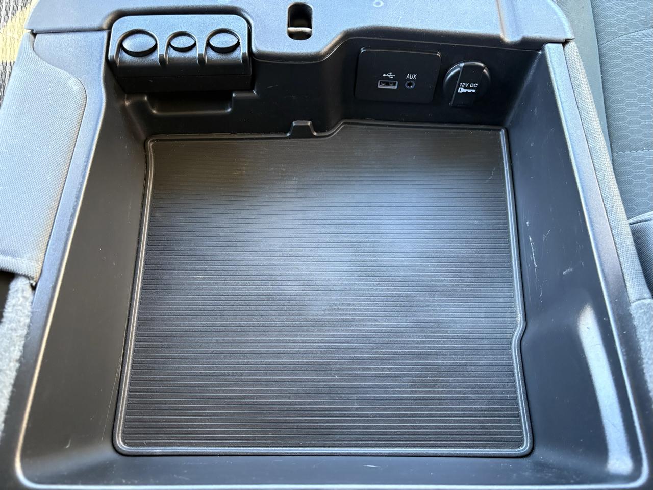 RAM 2500 Tradesman Crew Cab LWB 4WD 2015