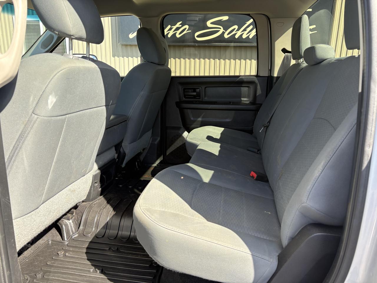 RAM 2500 Tradesman Crew Cab LWB 4WD 2015