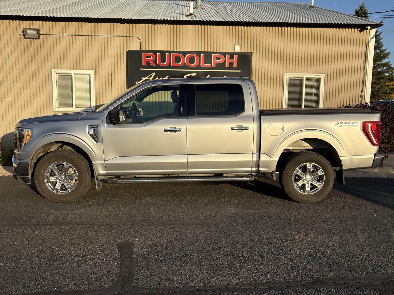 2022 Ford F-150 XLT 4WD SuperCrew 5.5' Box