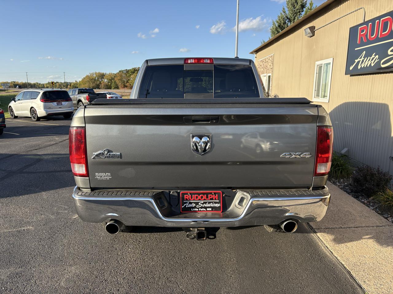 RAM 1500 SLT Crew Cab 4WD 2012