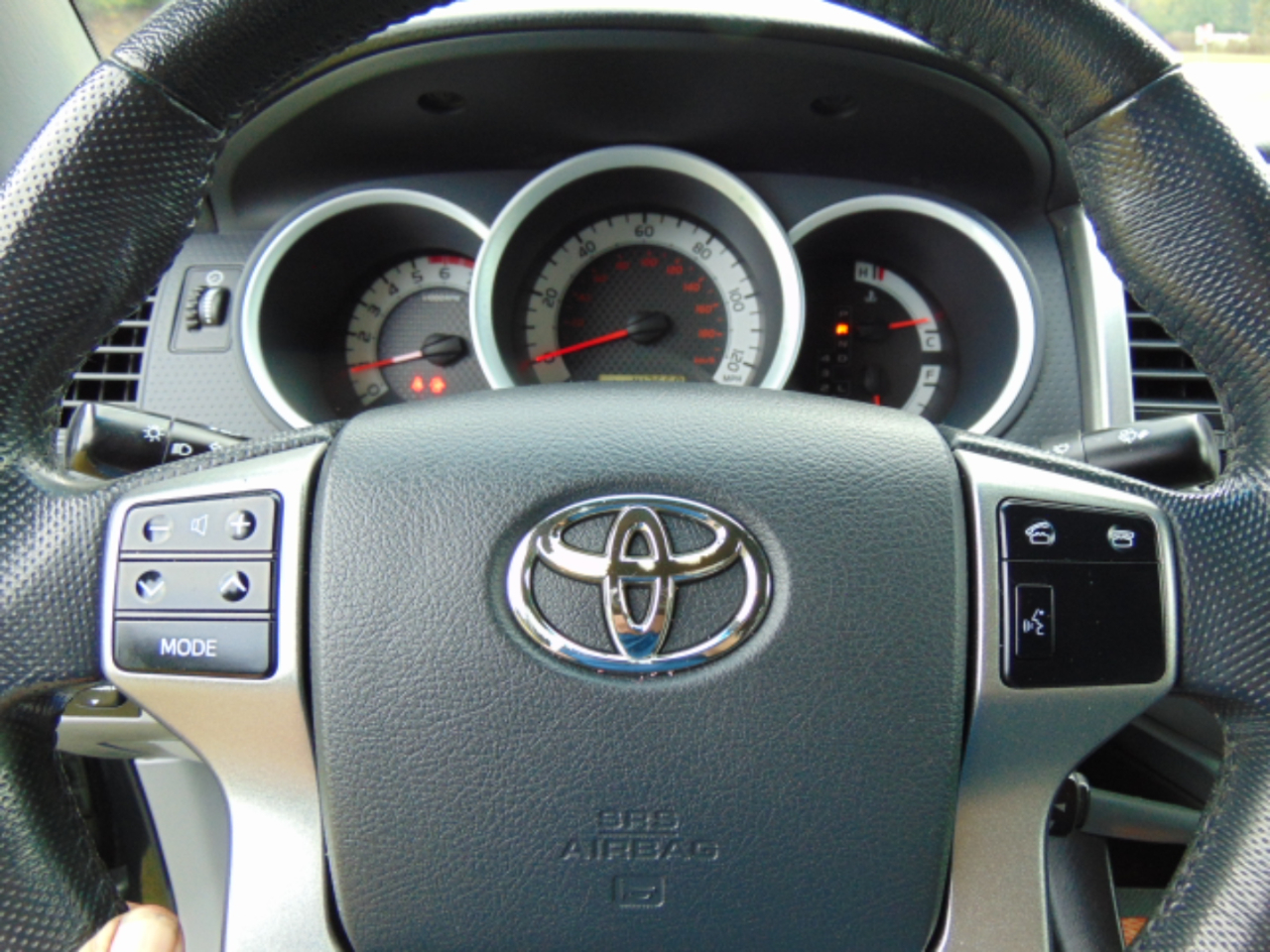 2012 Toyota Tacoma Double Cab Long Bed V6 4x4 photo 10