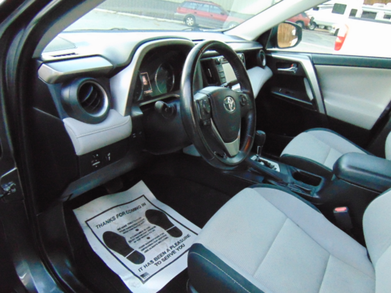 Toyota RAV4 XLE AWD 2016