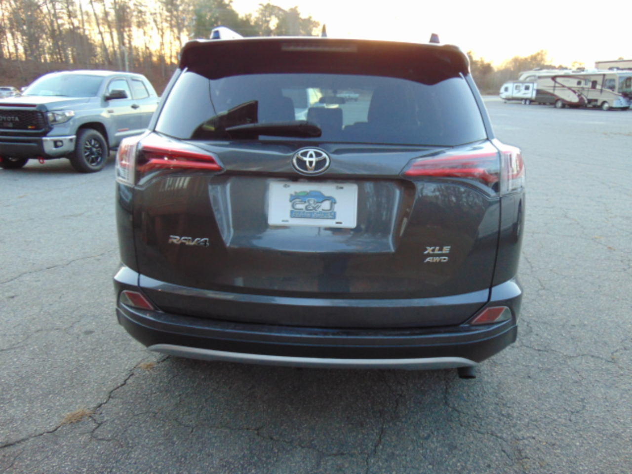 Toyota RAV4 XLE AWD 2016