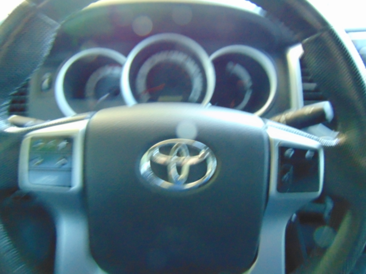 Toyota Tacoma Double Cab V6 4WD 2012