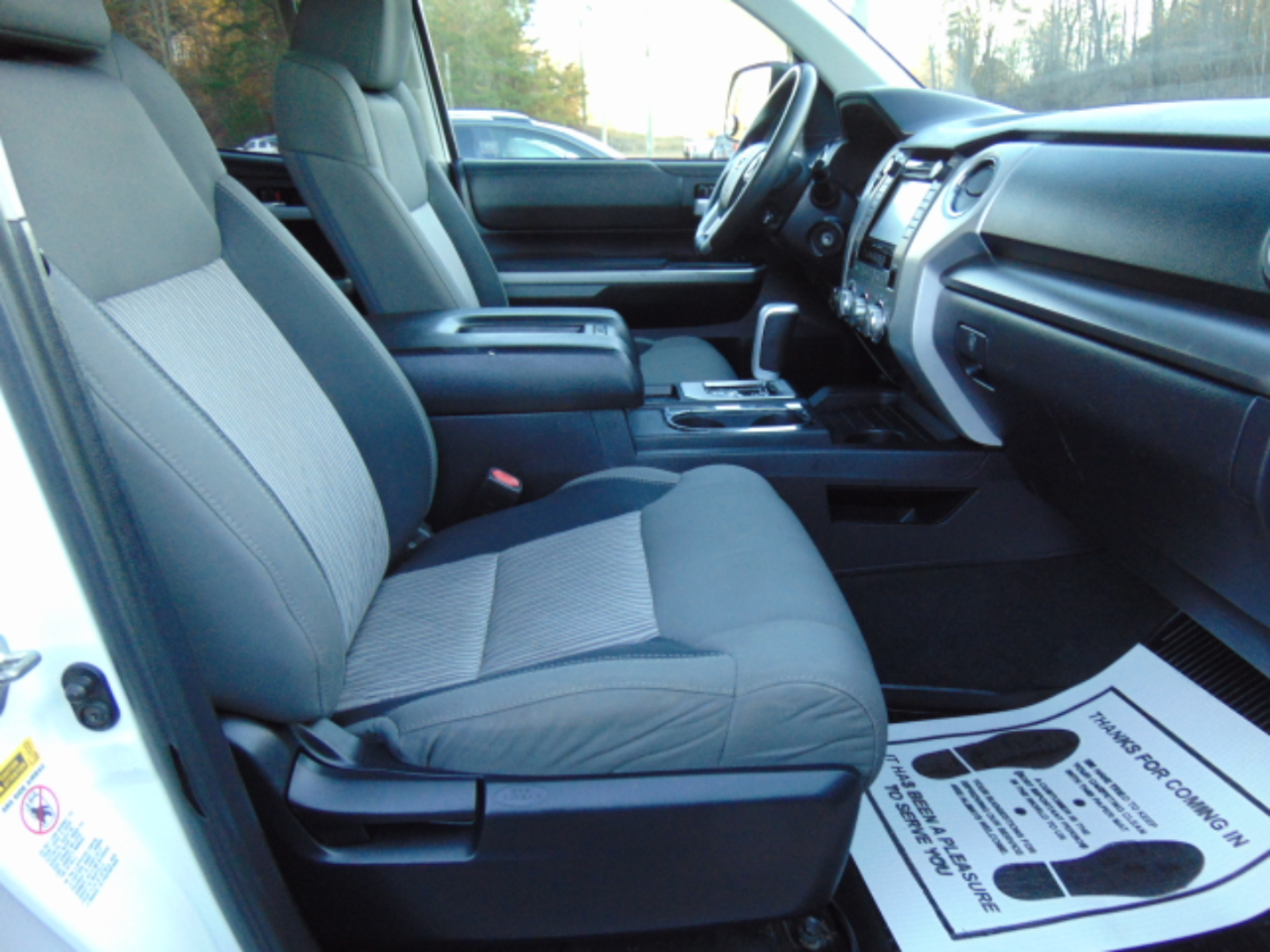 Toyota Tundra SR5 5.7L V8 FFV Double Cab 4WD 2016