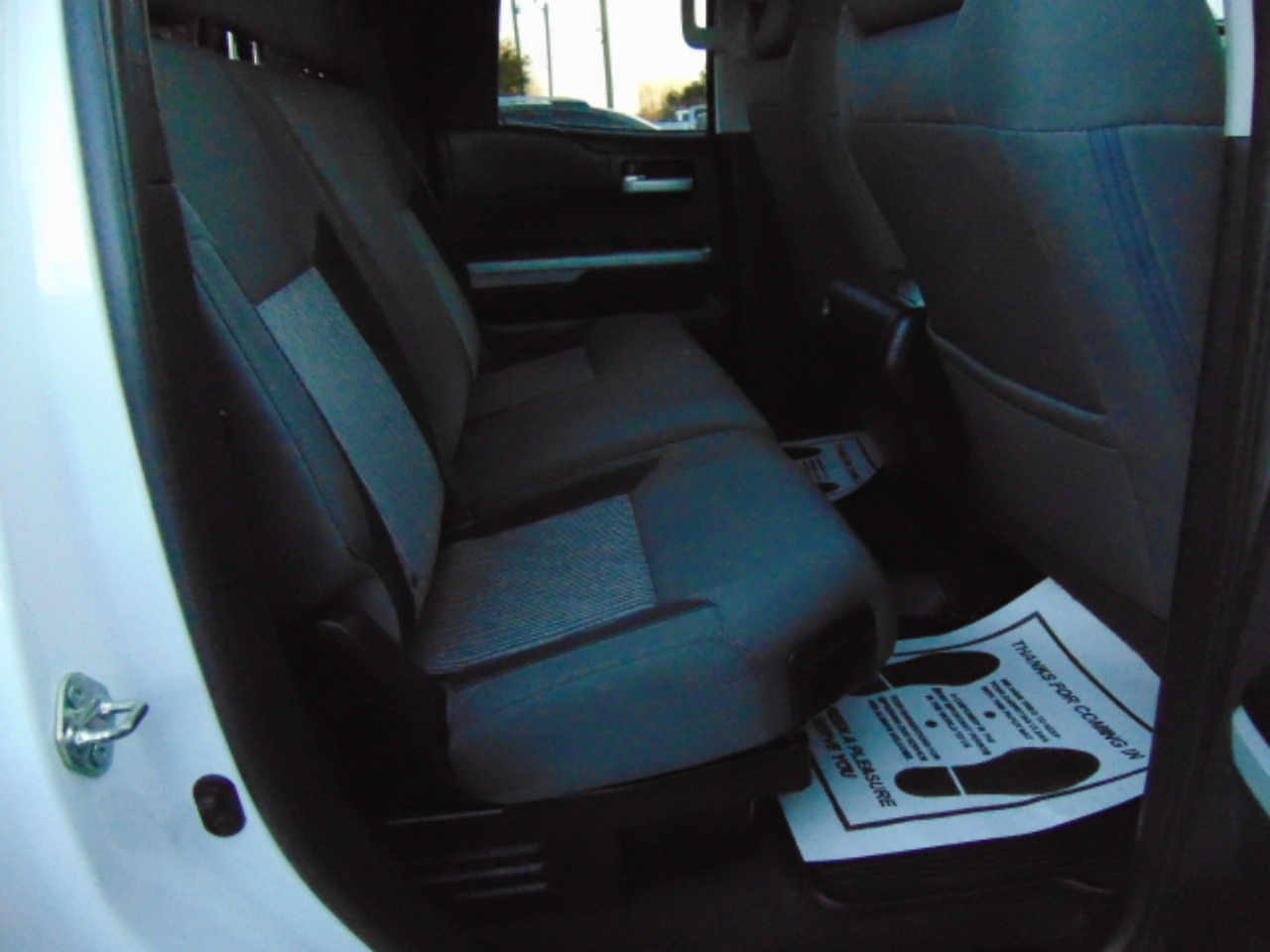 Toyota Tundra SR5 5.7L V8 FFV Double Cab 4WD 2016