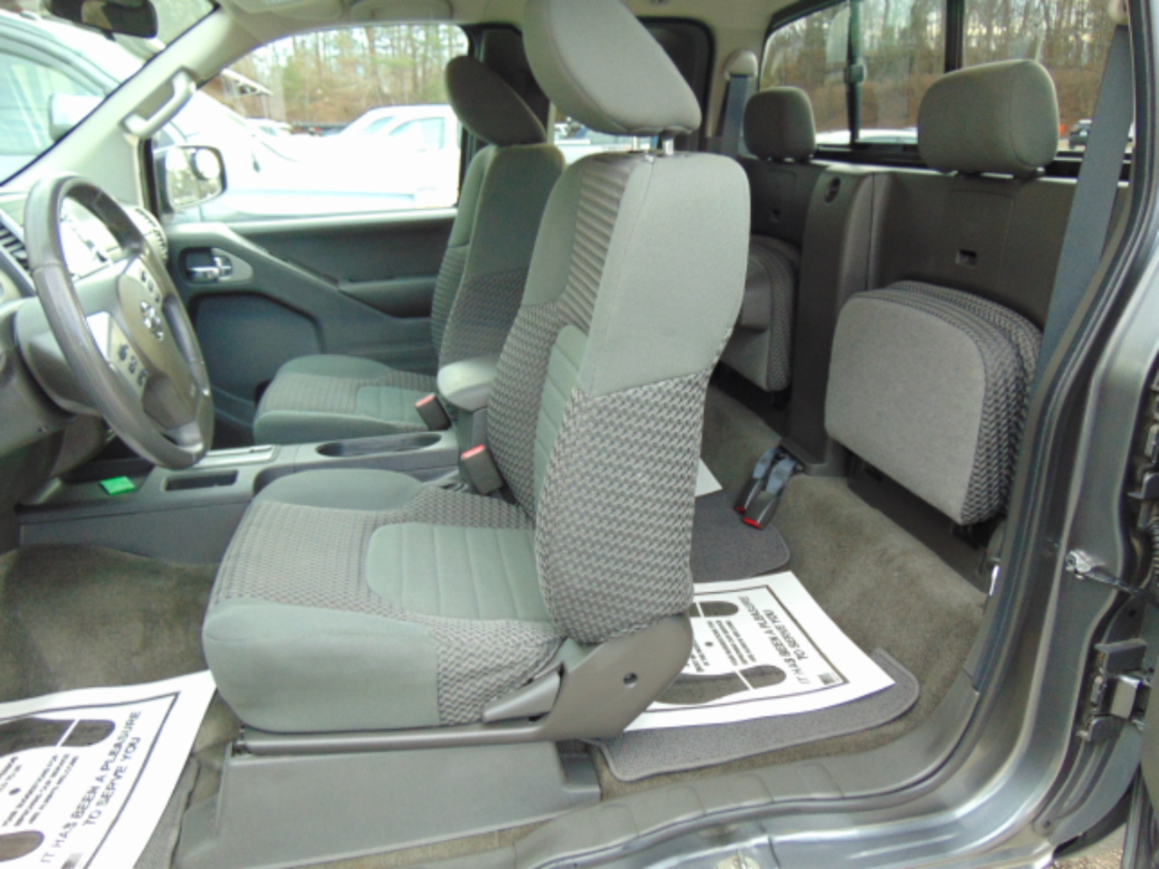 Nissan Frontier SV King Cab 5AT 4WD 2017