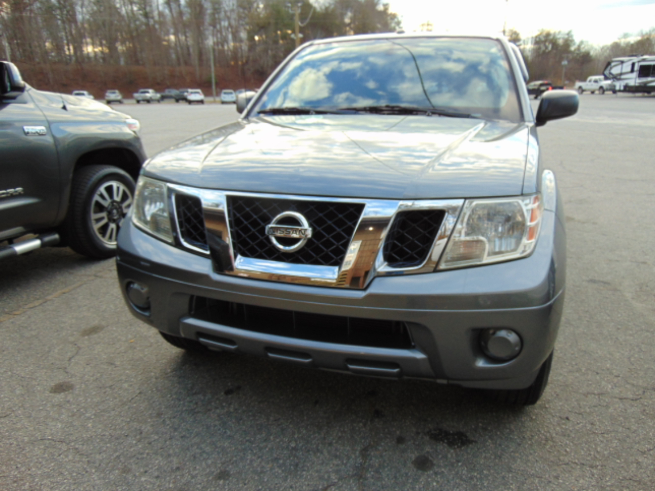 Nissan Frontier SV King Cab 5AT 4WD 2017