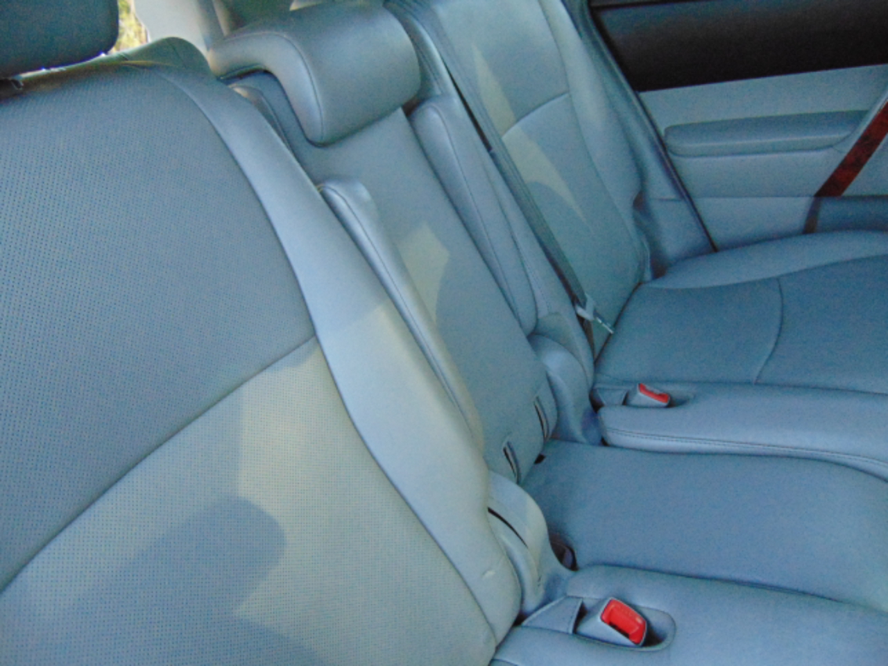 Toyota Highlander Limited 2WD 2012