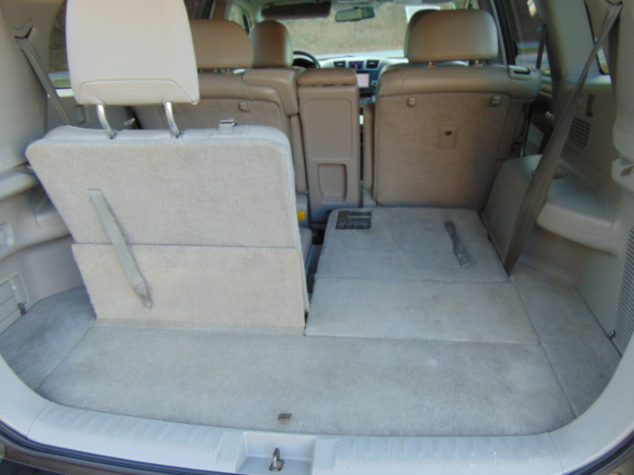 Toyota Highlander Limited 2WD 2012