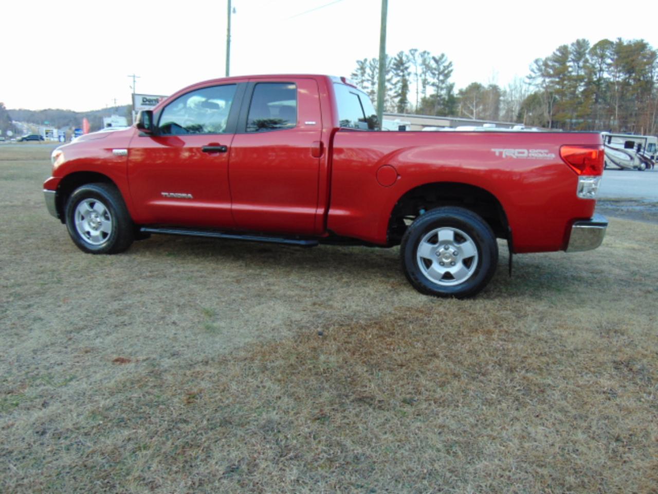 Toyota Tundra Tundra-Grade 5.7L Double Cab 4WD 2012