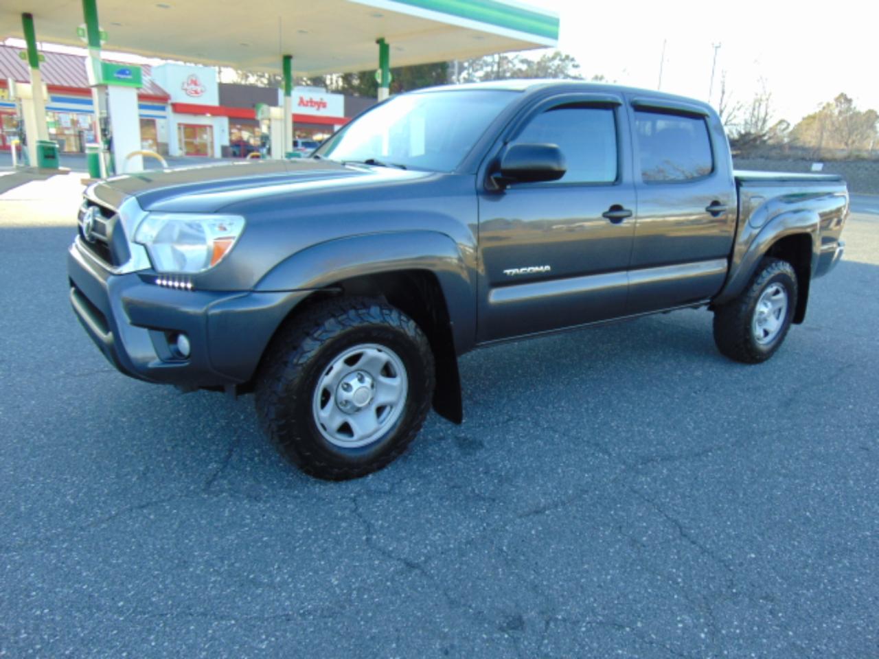 Toyota Tacoma Double Cab V6 4WD 2013