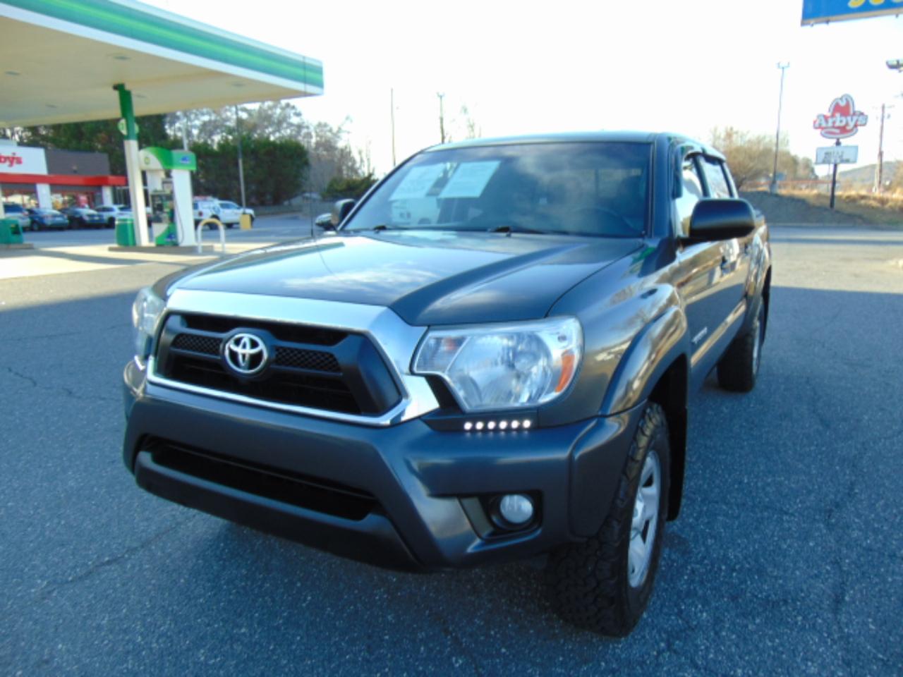 Toyota Tacoma Double Cab V6 4WD 2013