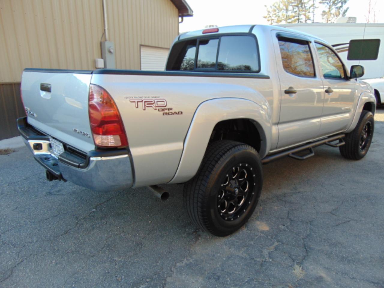 Toyota Tacoma Double Cab V6 4WD 2006