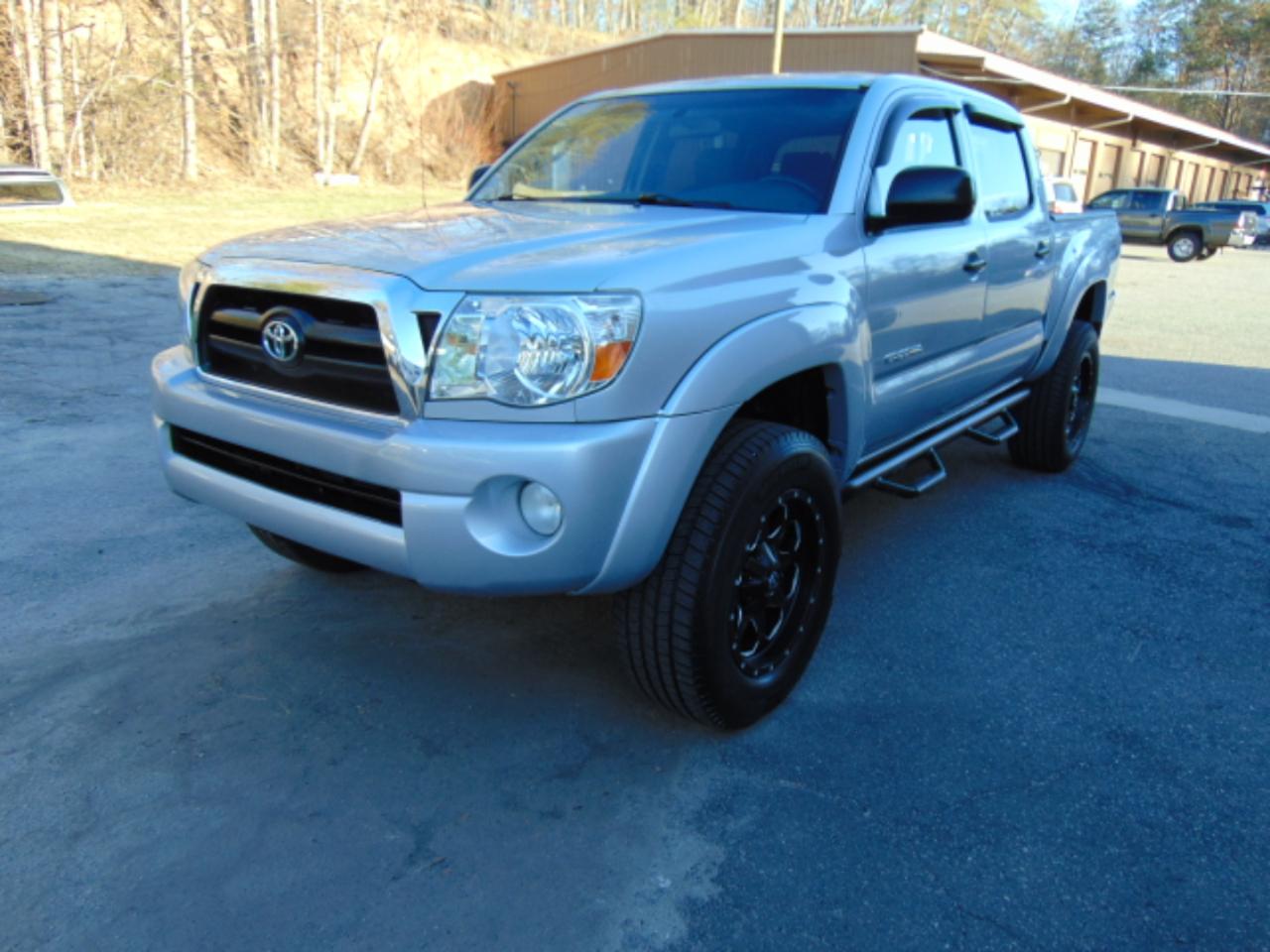 Toyota Tacoma Double Cab V6 4WD 2006