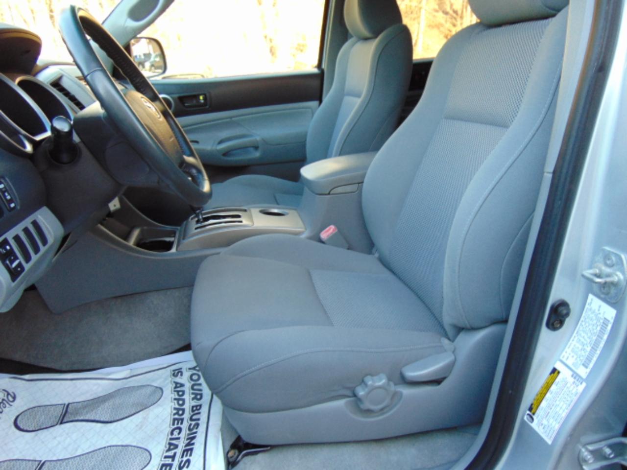 Toyota Tacoma Double Cab V6 4WD 2006