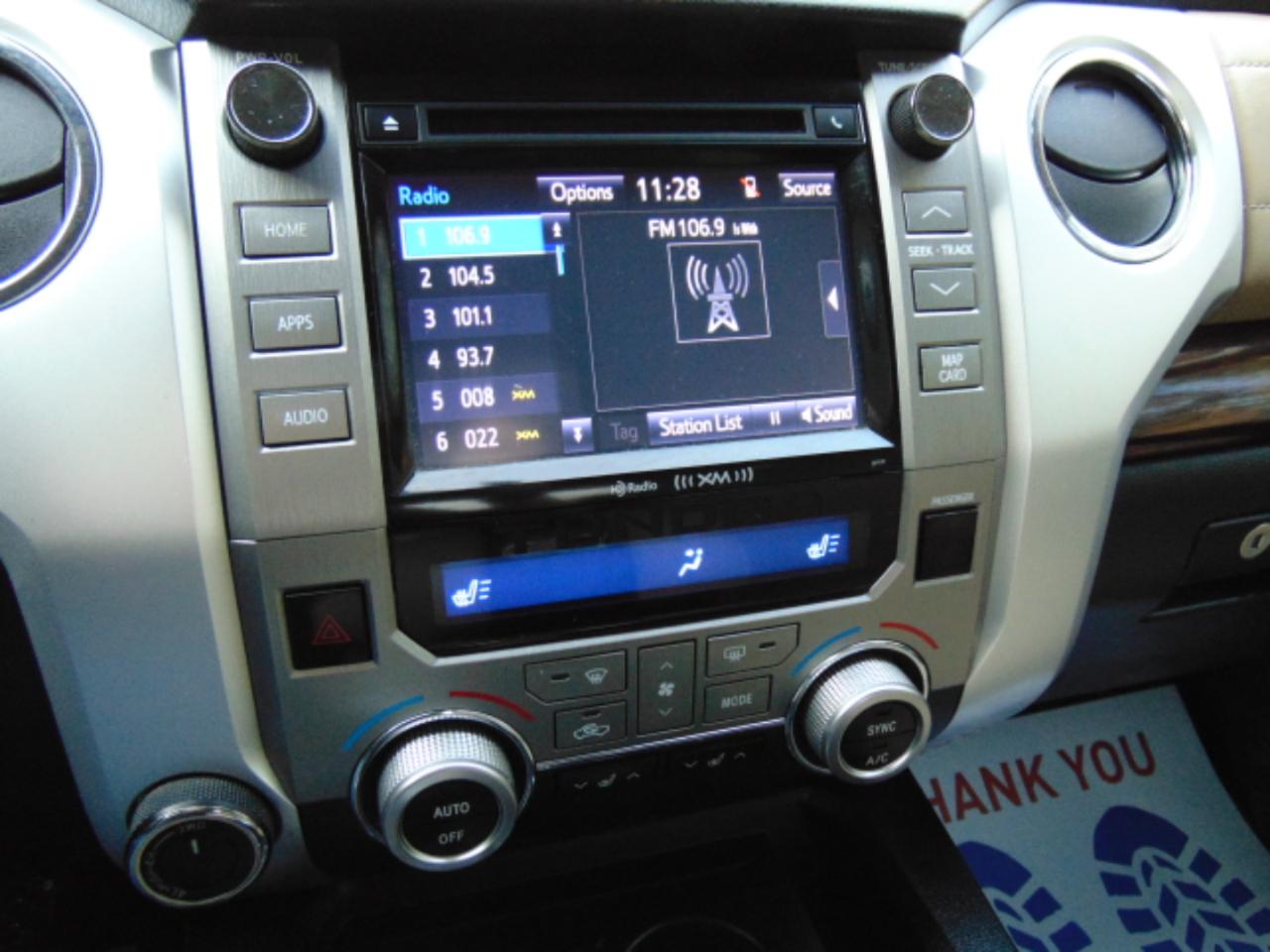 Toyota Tundra Limited 5.7L FFV CrewMax 4WD 2017