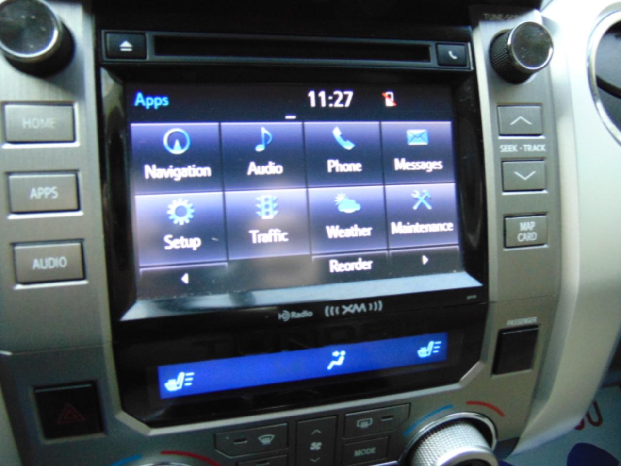 Toyota Tundra Limited 5.7L FFV CrewMax 4WD 2017