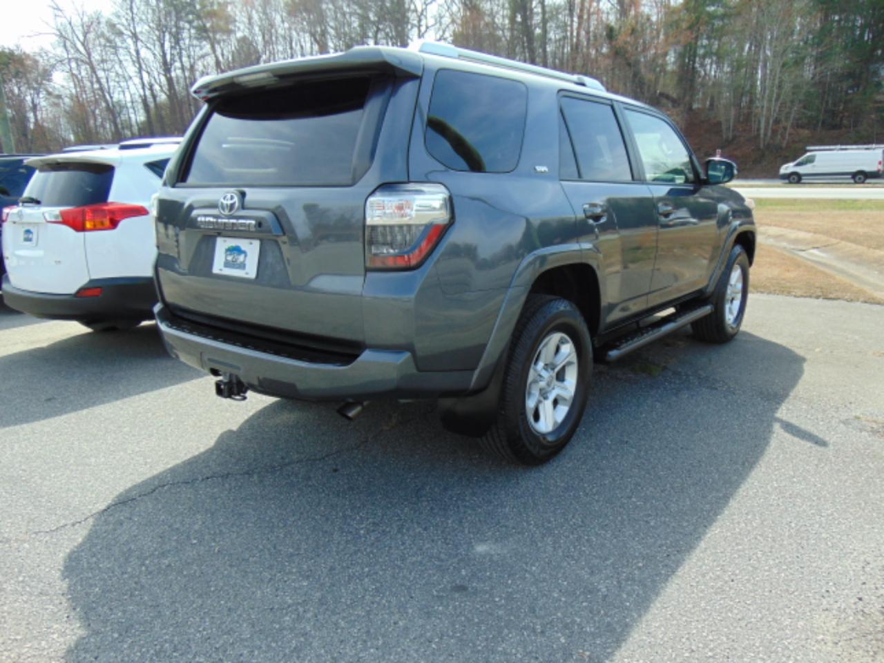 Toyota 4Runner SR5 4WD 2015