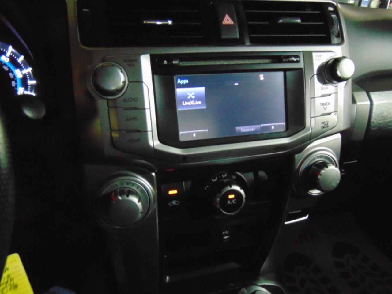 Toyota 4Runner SR5 4WD 2015