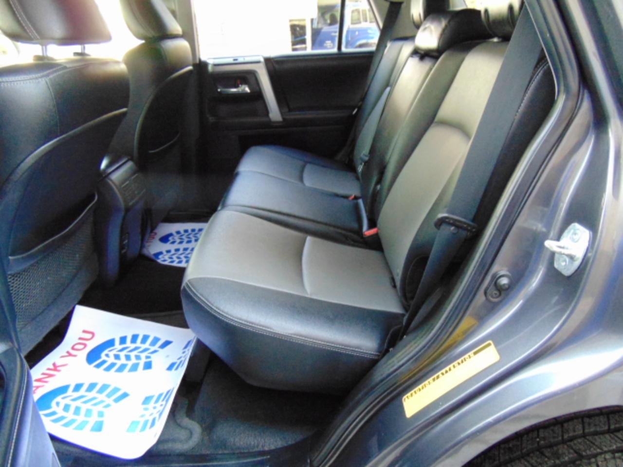 Toyota 4Runner SR5 4WD 2015