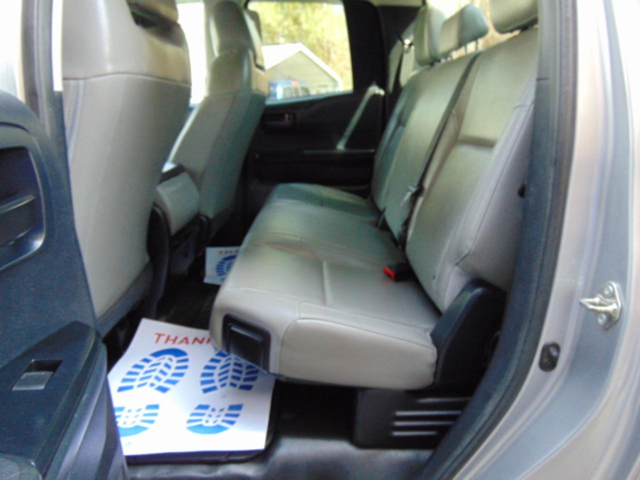 Toyota Tundra SR5 4.6L V8 Double Cab 4WD 2014