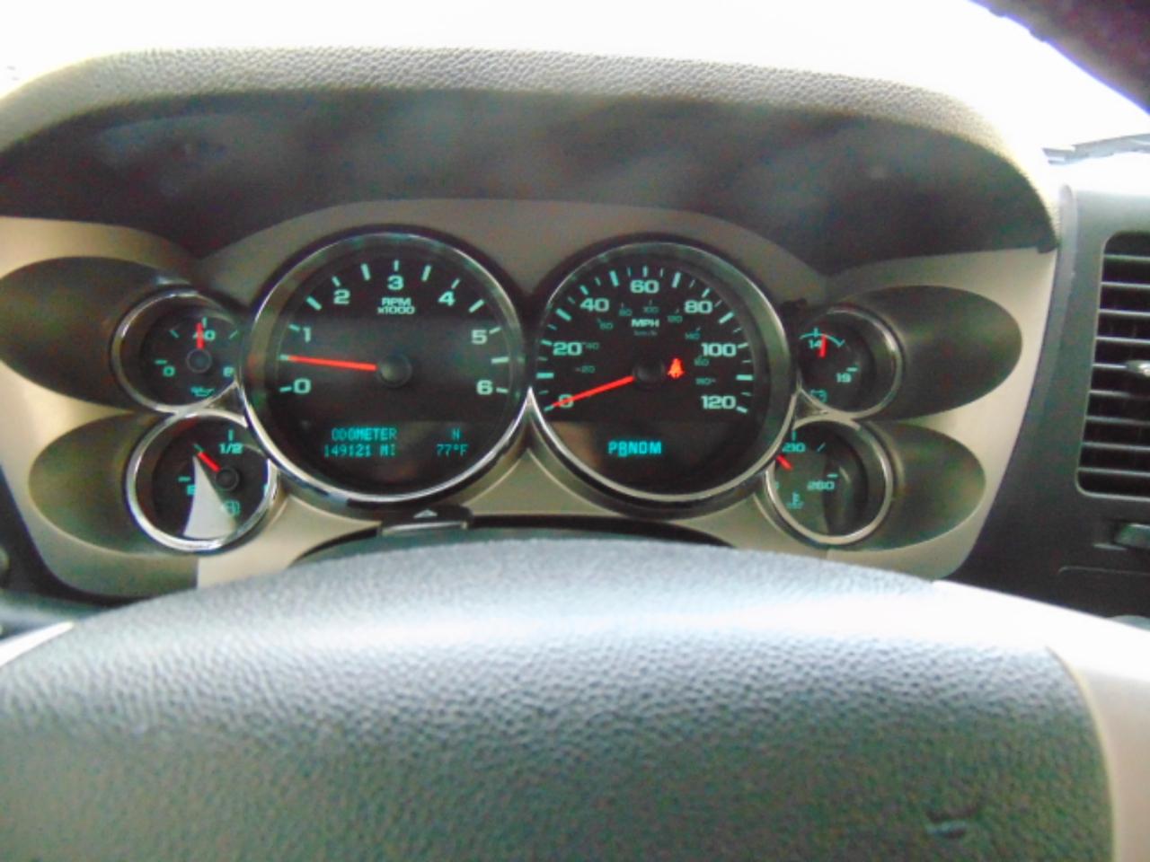 GMC Sierra 1500 SLE Crew Cab 4WD 2011