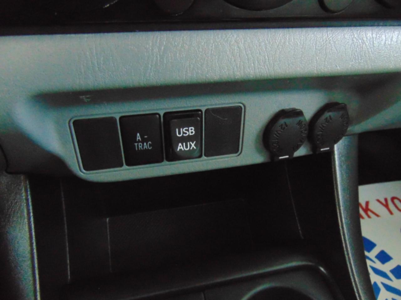 Toyota Tacoma Double Cab V6 5AT 4WD 2015