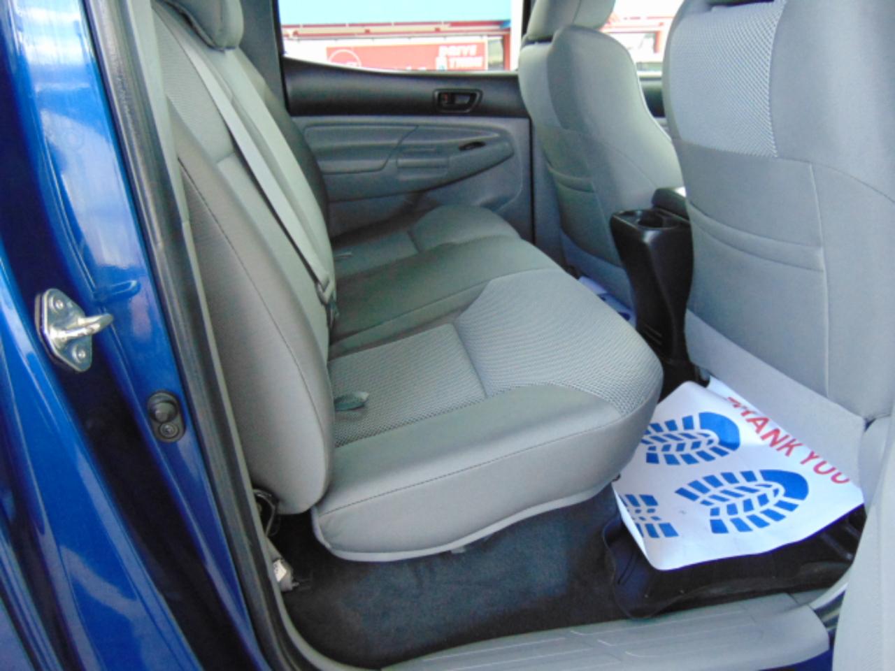 Toyota Tacoma Double Cab V6 5AT 4WD 2015