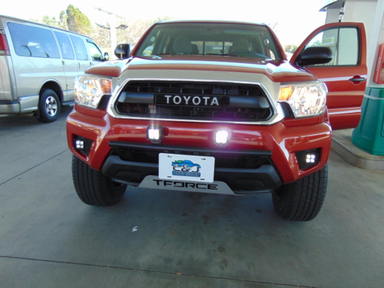Toyota Tacoma Double Cab V6 5AT 4WD 2014