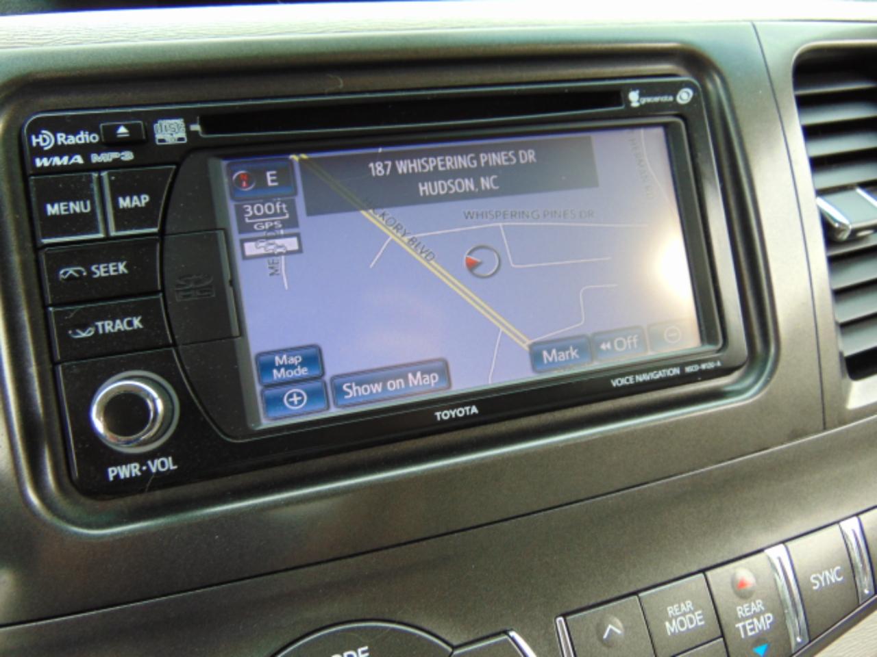 Toyota Sienna Limited AWD 7-Passenger V6 2013