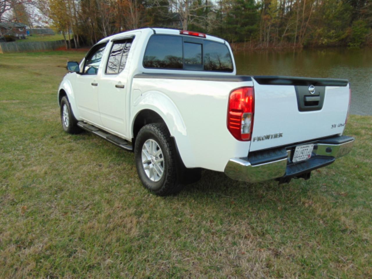 Nissan Frontier SL Crew Cab 5AT 4WD 2019
