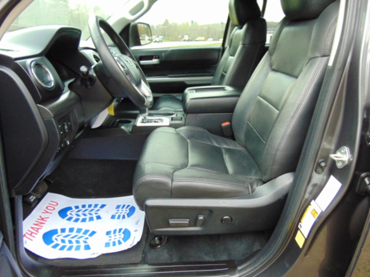 Toyota Tundra SR5 5.7L V8 CrewMax 4WD 2020